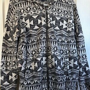 American Eagle Outfitters Black and White Patterned Hoodie